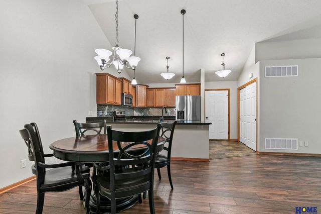 5775 Brendon Lane, Lincoln, NE 68516