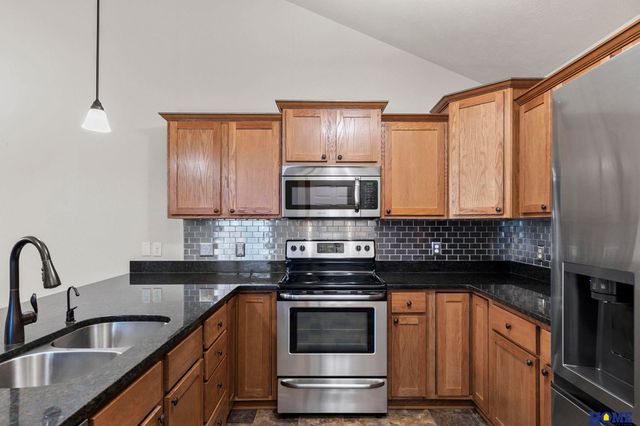 5775 Brendon Lane, Lincoln, NE 68516