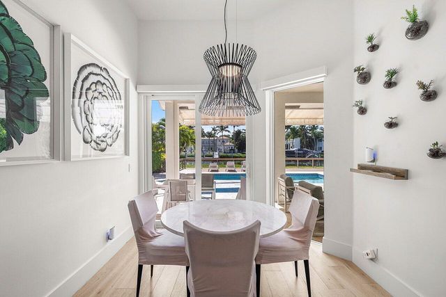 215 Island Drive, Jupiter, FL 33477