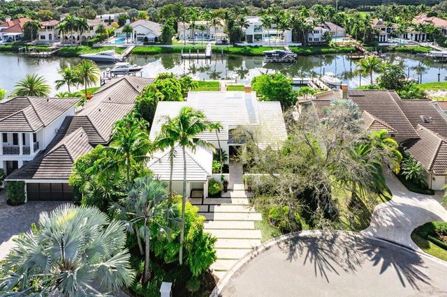 215 Island Drive, Jupiter, FL 33477