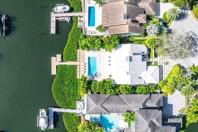215 Island Drive, Jupiter, FL 33477