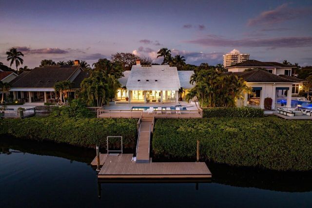 215 Island Drive, Jupiter, FL 33477