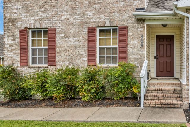 509 County Farm Rd, Murfreesboro, TN 37127