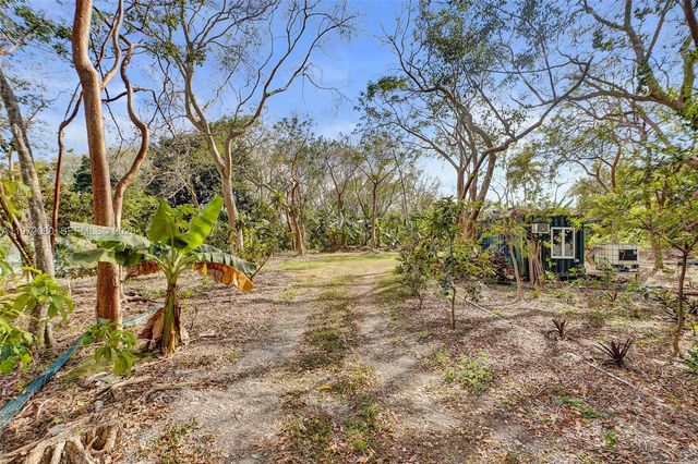 17150 SW 264th St, Miami, FL 33031