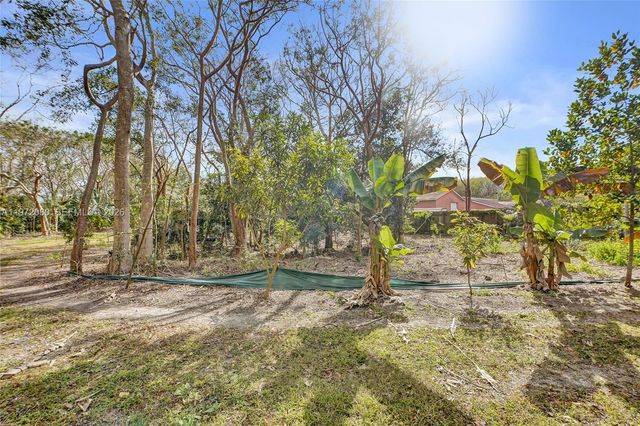 17150 SW 264th St, Miami, FL 33031