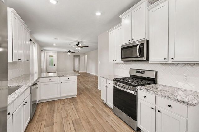 728 Fallen Hemlock Court, Conroe, TX 77304