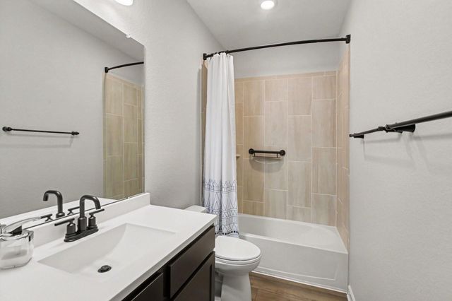 728 Fallen Hemlock Court, Conroe, TX 77304