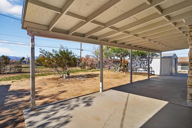 7504 Balsa Avenue, Yucca Valley, CA 92284