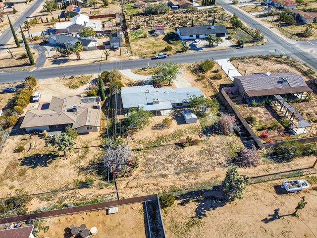7504 Balsa Avenue, Yucca Valley, CA 92284