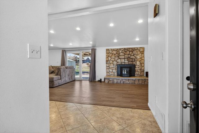 7504 Balsa Avenue, Yucca Valley, CA 92284