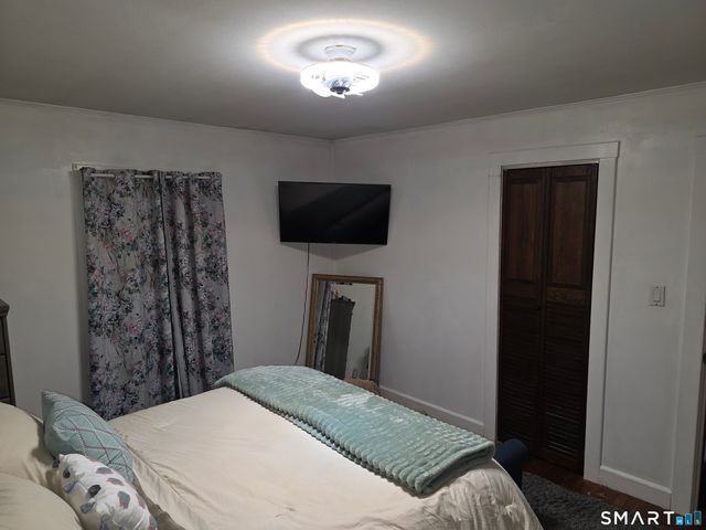 29 Esther Avenue, Waterbury, CT 06708