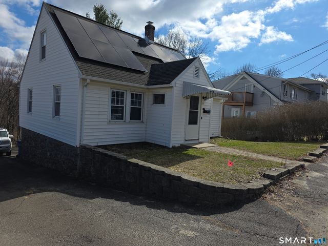 29 Esther Avenue, Waterbury, CT 06708