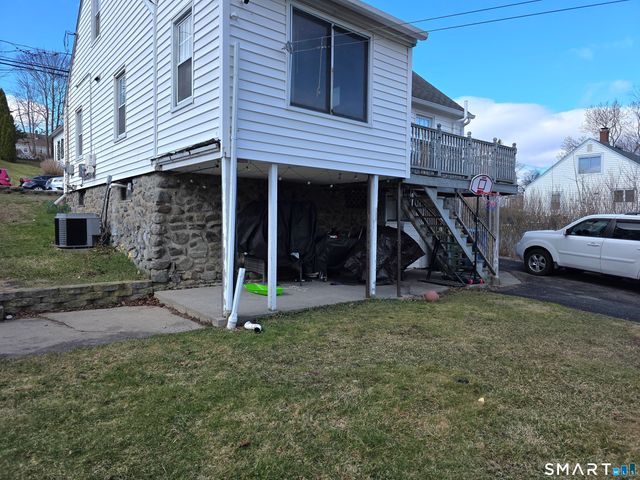 29 Esther Avenue, Waterbury, CT 06708