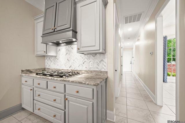 19537 S Harrells Ferry Rd, Baton Rouge, LA 70816