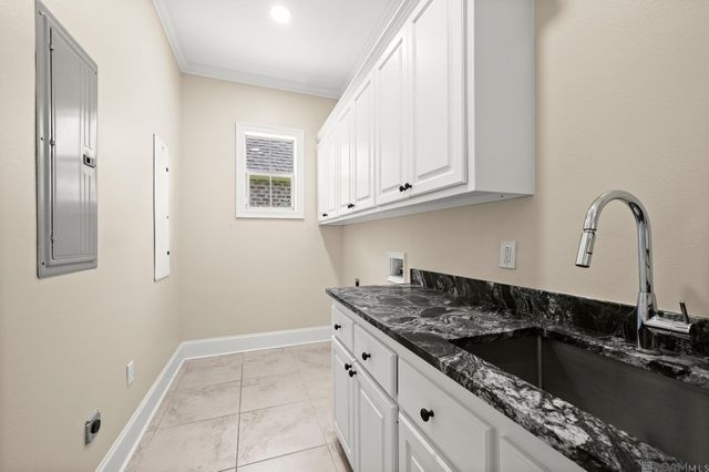 19537 S Harrells Ferry Rd, Baton Rouge, LA 70816