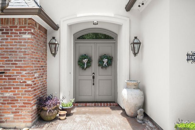 19537 S Harrells Ferry Rd, Baton Rouge, LA 70816