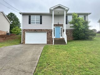 261 Audrea Ln, Clarksville, TN 37042
