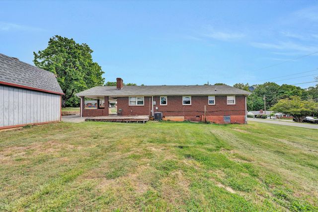 145 Cornell RD, Rocky Mount, VA 24151