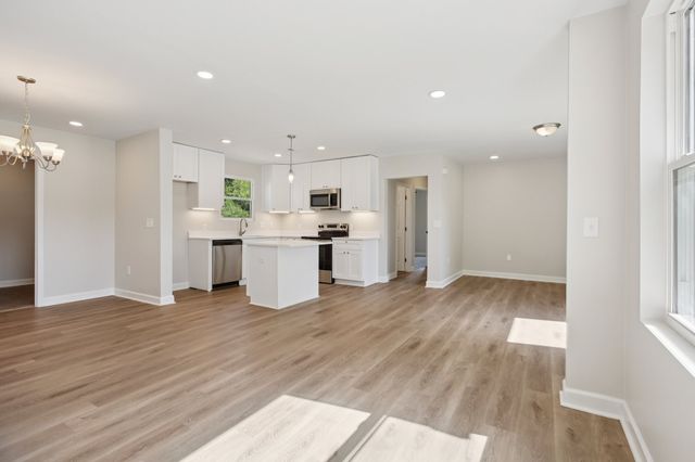 2117 Scott Ave, Nashville, TN 37216