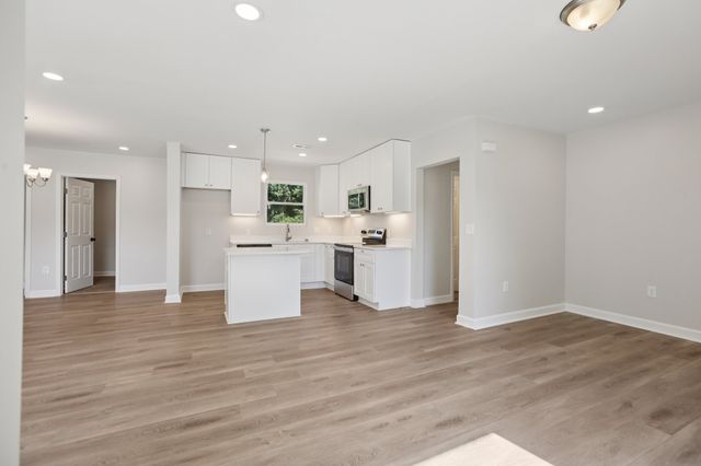 2117 Scott Ave, Nashville, TN 37216