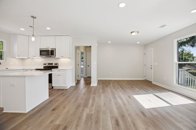 2117 Scott Ave, Nashville, TN 37216