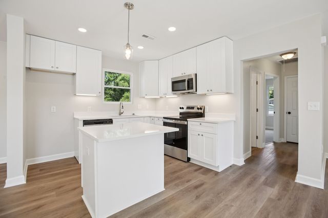 2117 Scott Ave, Nashville, TN 37216