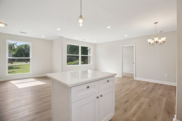 2117 Scott Ave, Nashville, TN 37216