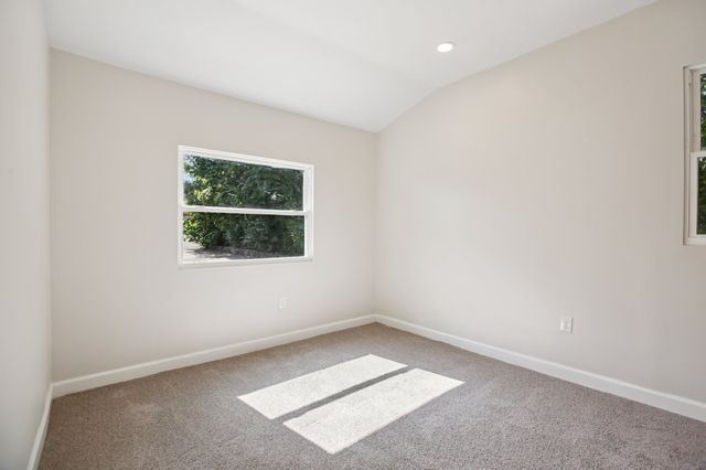 2117 Scott Ave, Nashville, TN 37216