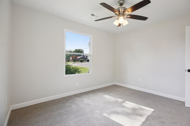 2117 Scott Ave, Nashville, TN 37216