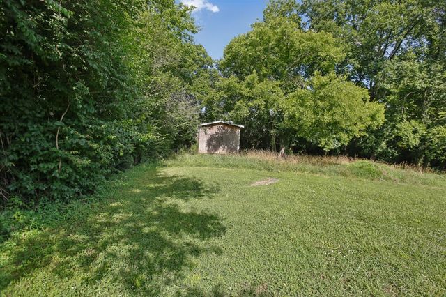 2117 Scott Ave, Nashville, TN 37216