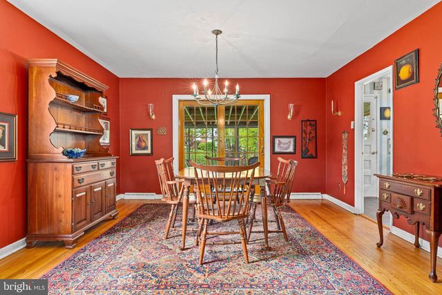 100 WOODED LN, Villanova, PA 19085