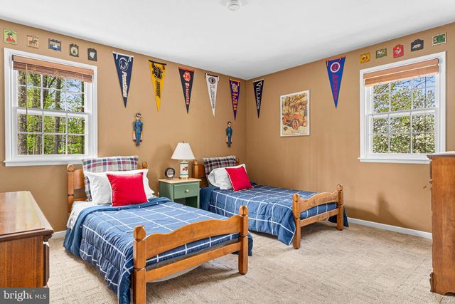 100 WOODED LN, Villanova, PA 19085