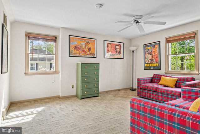 100 WOODED LN, Villanova, PA 19085