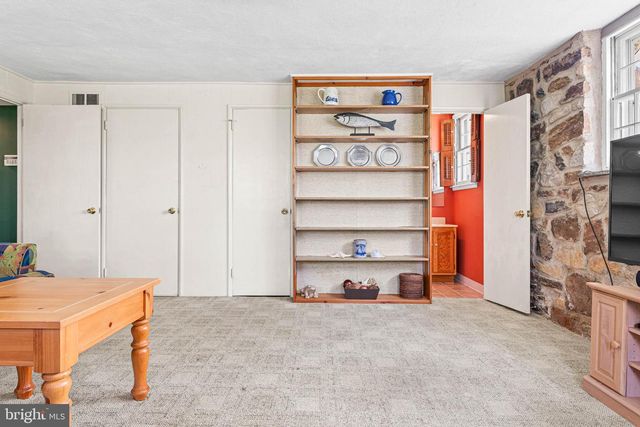 100 WOODED LN, Villanova, PA 19085