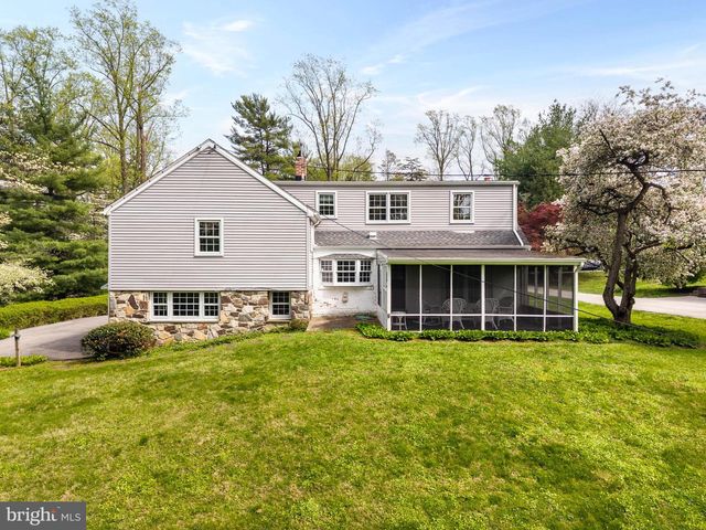 100 WOODED LN, Villanova, PA 19085