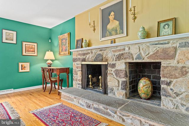 100 WOODED LN, Villanova, PA 19085