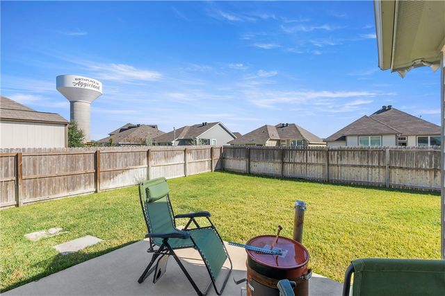 1925 Viva Road, Bryan, TX 77807