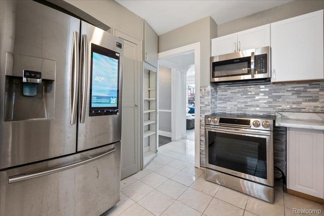 16569 Tracey Street, Detroit, MI 48235