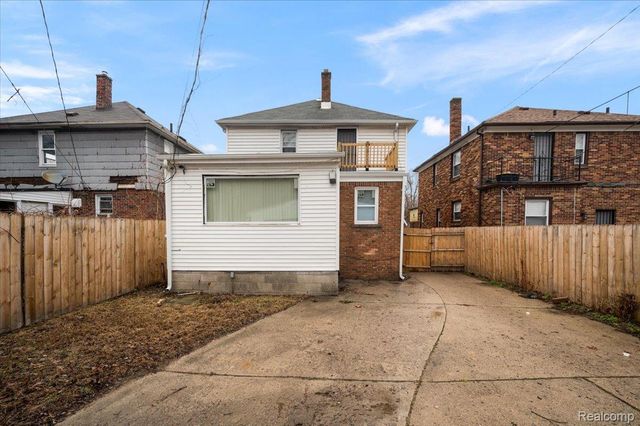 16569 Tracey Street, Detroit, MI 48235