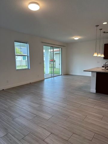 19747 Wheelbarrow Bend, Loxahatchee, FL 33470