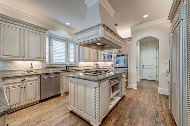 1305 Danbury Parks Drive, Keller, TX 76248
