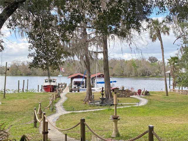 101 ORANGE STREET, Satsuma, FL 32189