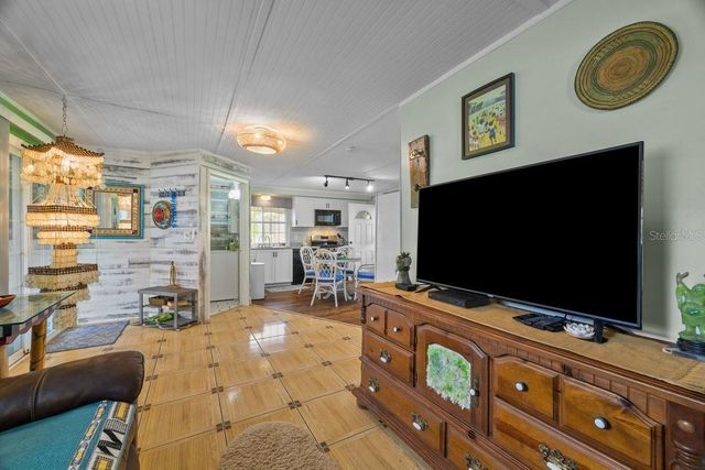 101 ORANGE STREET, Satsuma, FL 32189