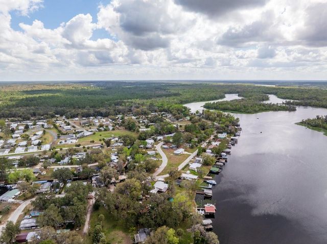 101 ORANGE STREET, Satsuma, FL 32189