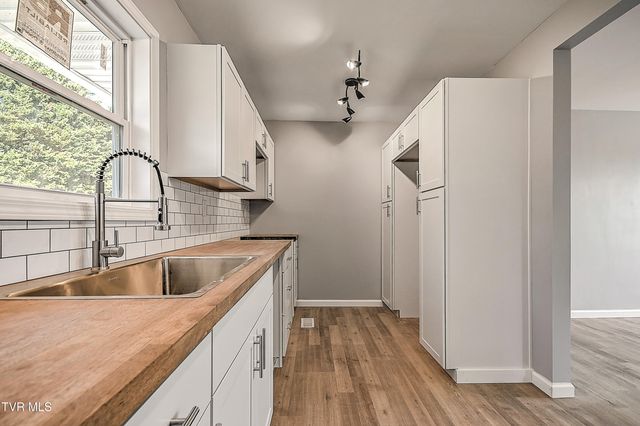 2814 Toddman Street, Kingsport, TN 37660