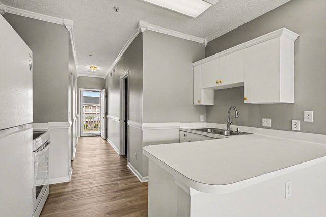 3947 Gladiola Ct Unit 302, Myrtle Beach, SC 29588