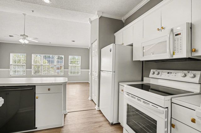 3947 Gladiola Ct Unit 302, Myrtle Beach, SC 29588