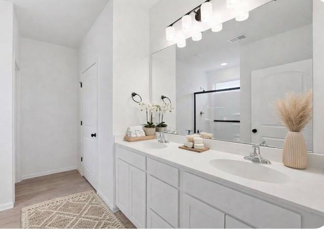 3000 NW 97th Street, Kansas City, MO 64154