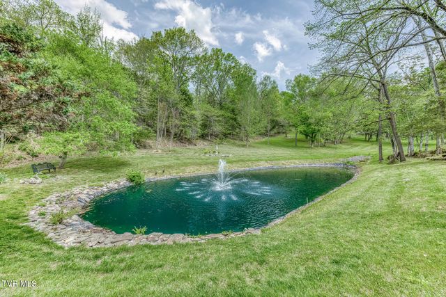255 Willmary Road, Piney Flats, TN 37686