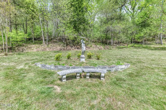 255 Willmary Road, Piney Flats, TN 37686